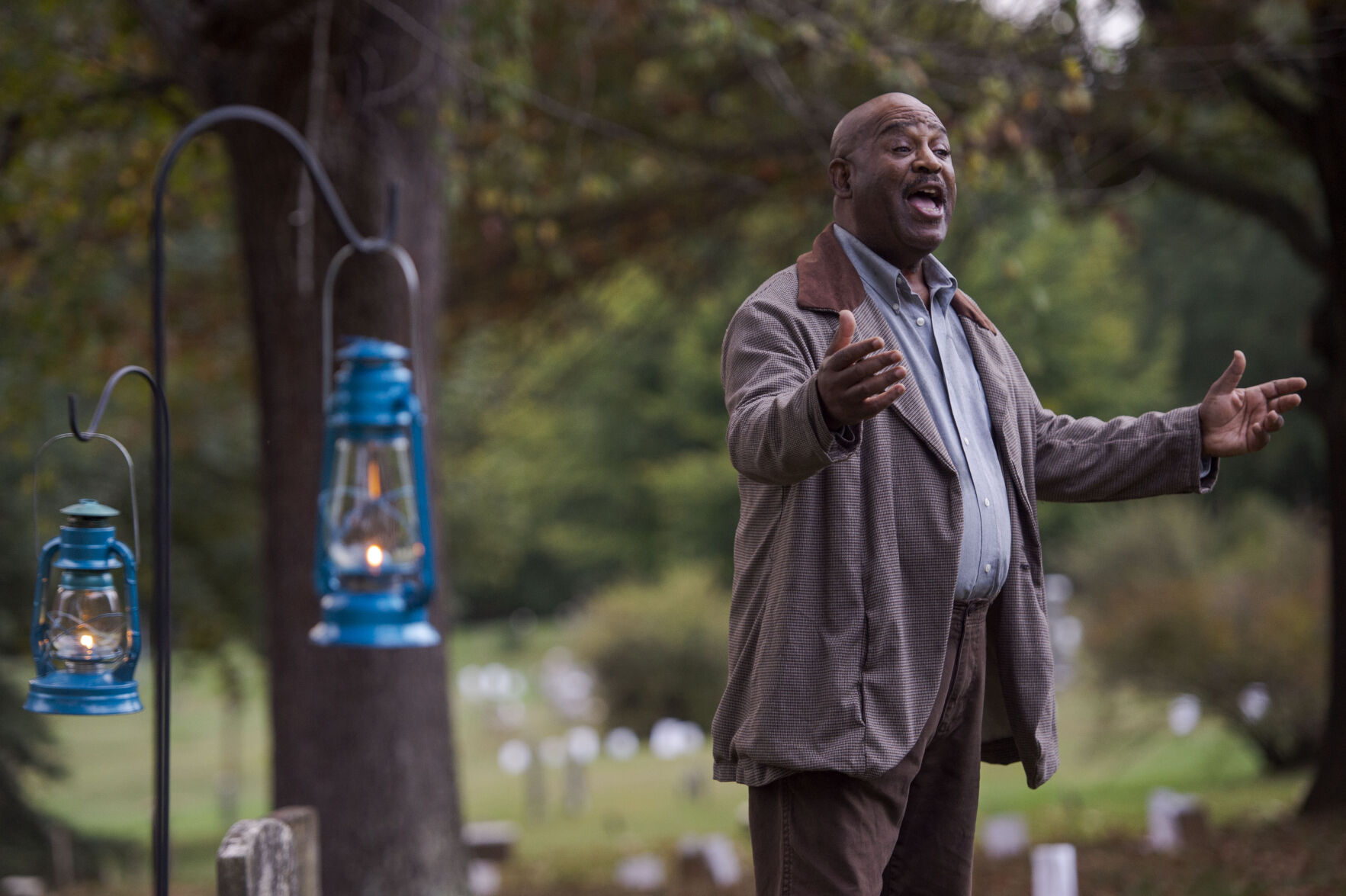 Old City Cemetery Candlelight Tours